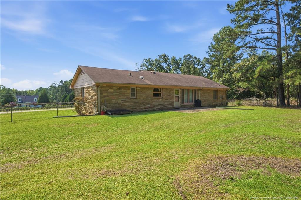 8220 Nc 210 S Property Photo 28