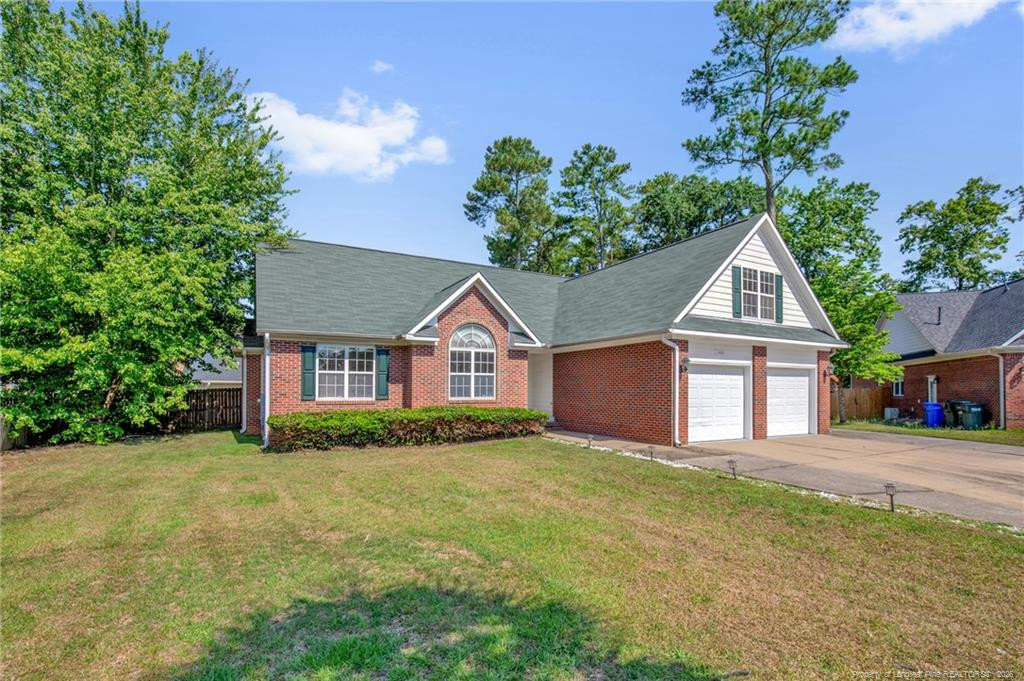 1406 Averton Court Property Photo 2