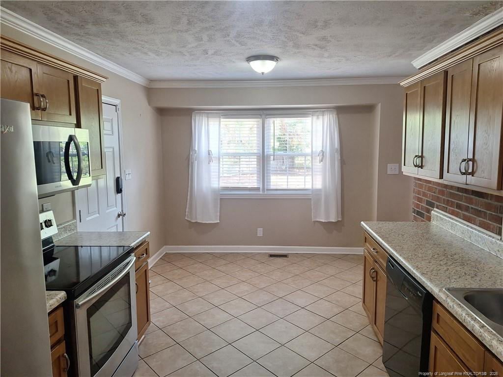 3752 Masters Drive Property Photo 6