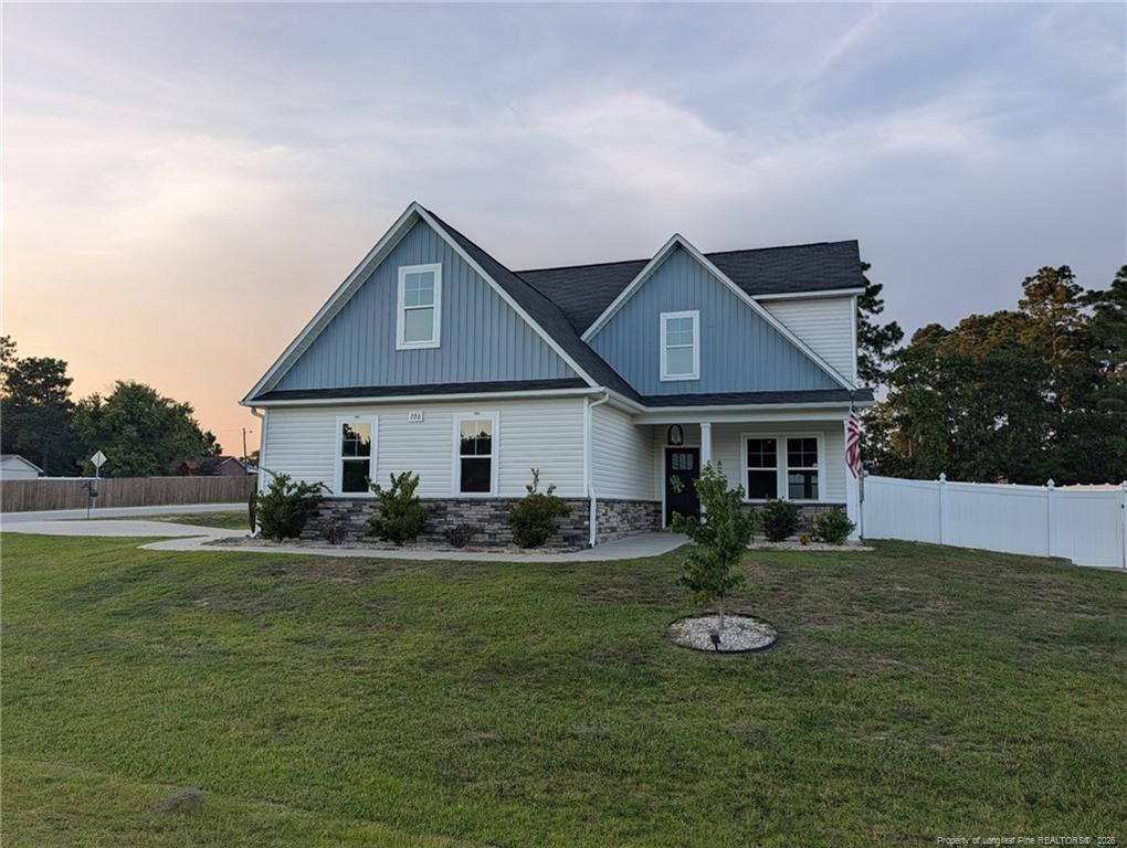 220 Nairn Street Property Photo