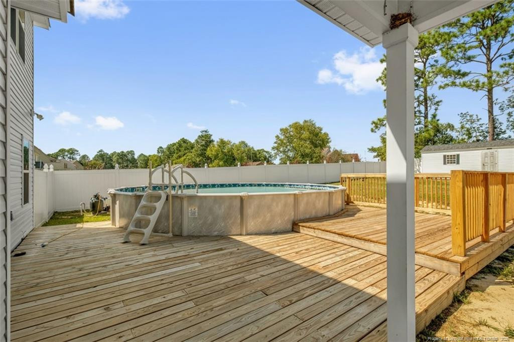 220 Nairn Street Property Photo 43