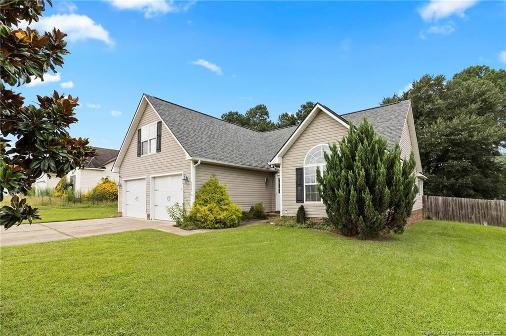 111 Silverberry Court Property Photo 3
