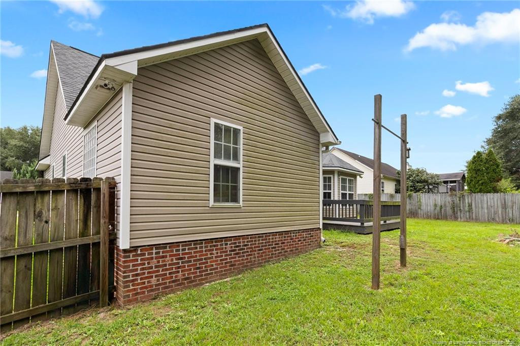 111 Silverberry Court Property Photo 31