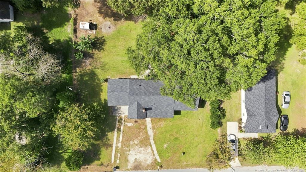 506 Stetson Street Property Photo 4