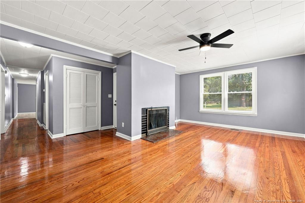 506 Stetson Street Property Photo 24