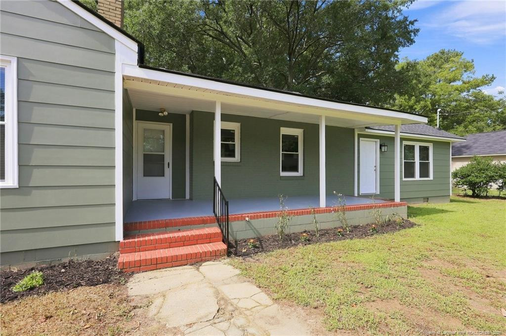 506 Stetson Street Property Photo 38