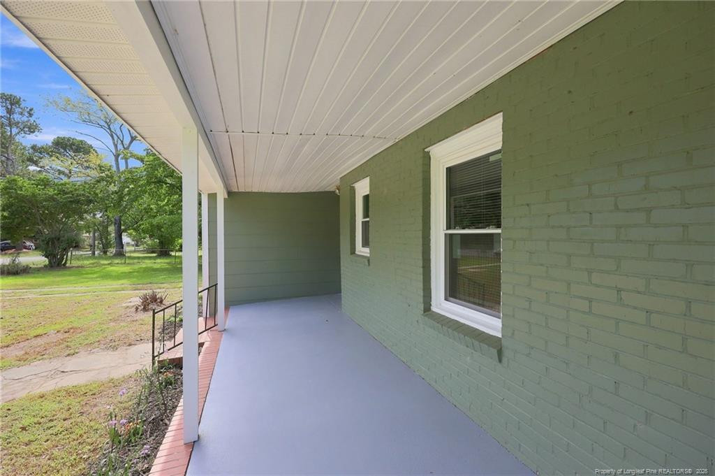 506 Stetson Street Property Photo 39