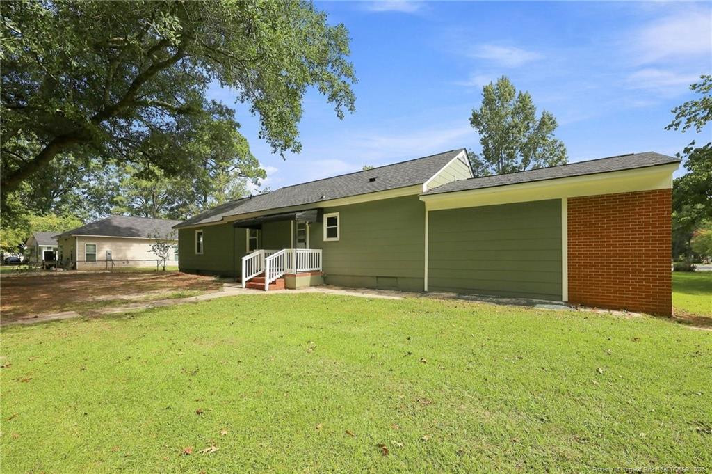 506 Stetson Street Property Photo 41