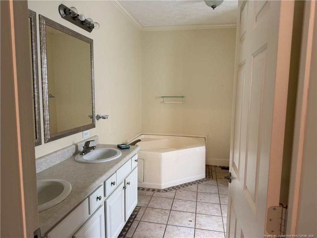 7905 Iona Church Road Property Photo 14