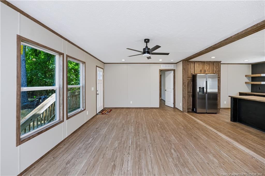 948 Pine Oak Property Photo 7