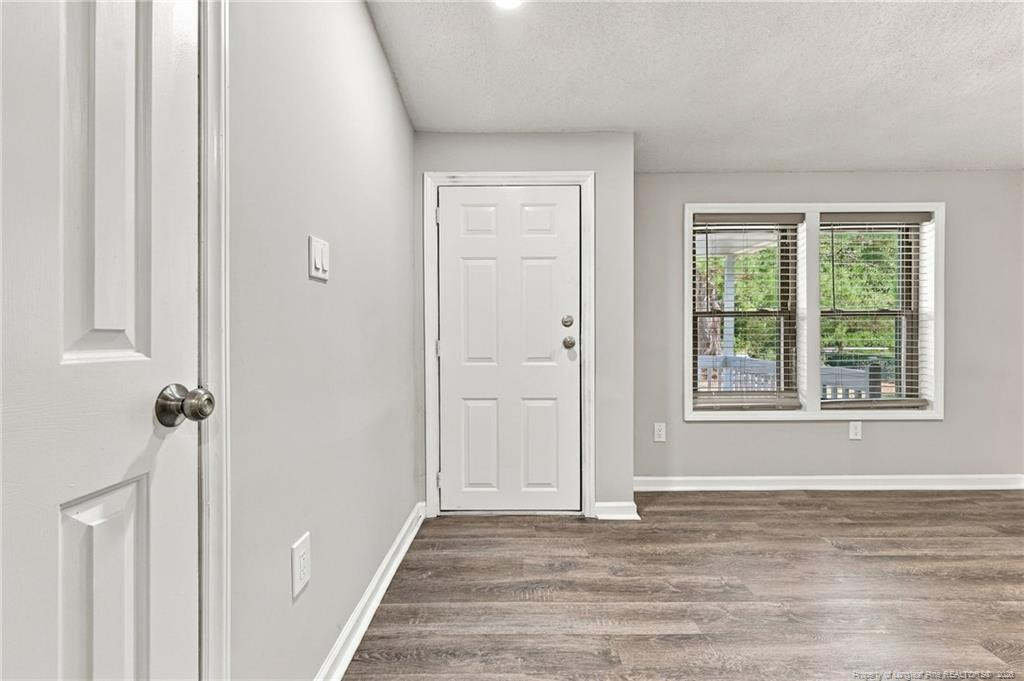 5602 Leitha Lane Property Photo 4