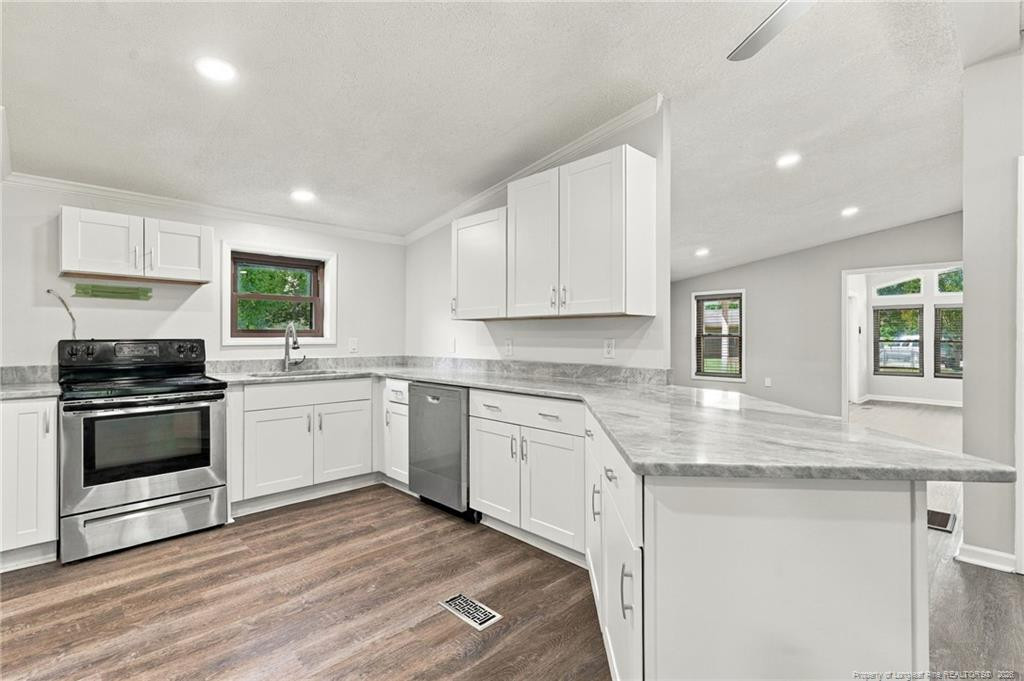 5602 Leitha Lane Property Photo 10