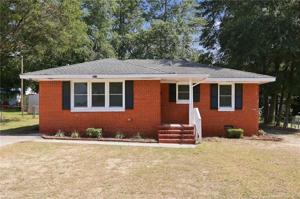 2072 Seneca Drive Property Photo 1