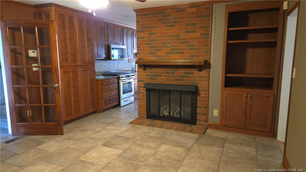 2505 N Edgewater Drive Property Photo 9