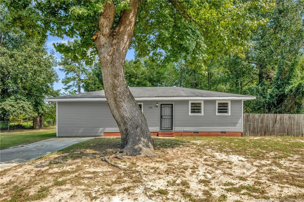 136 Bladen Circle Property Photo 1