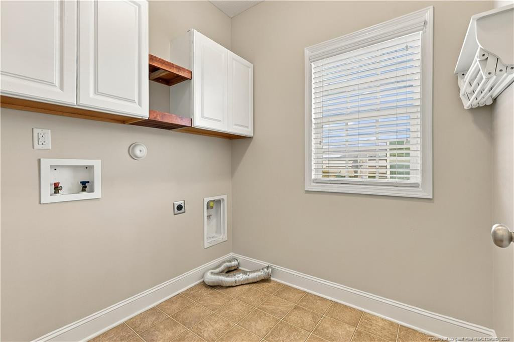 321 Cornhill Road Property Photo 10