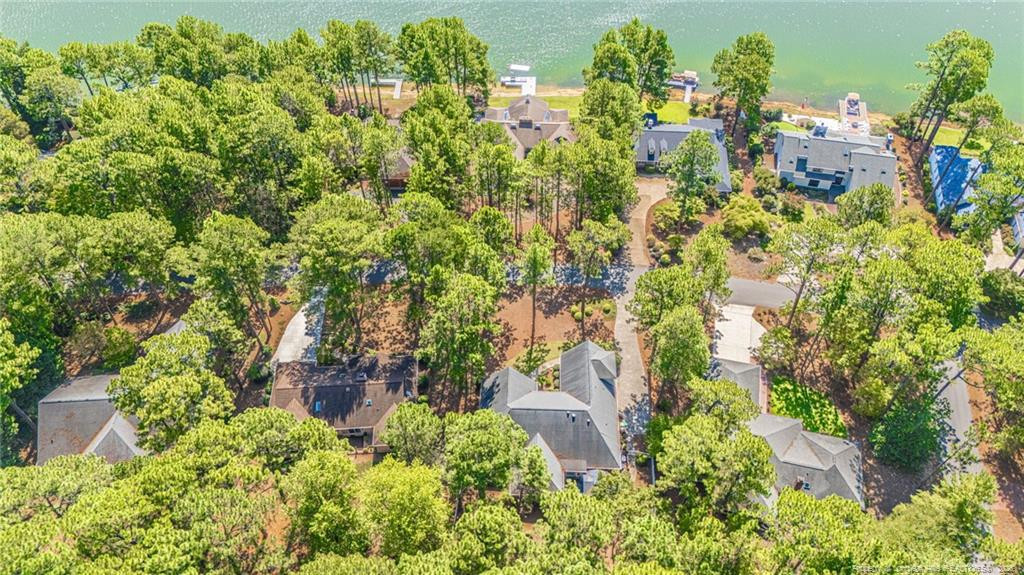 725 Lake Forest Drive E Property Photo 42