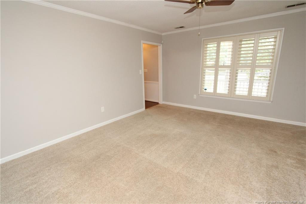 100 Fawn Court Property Photo 8