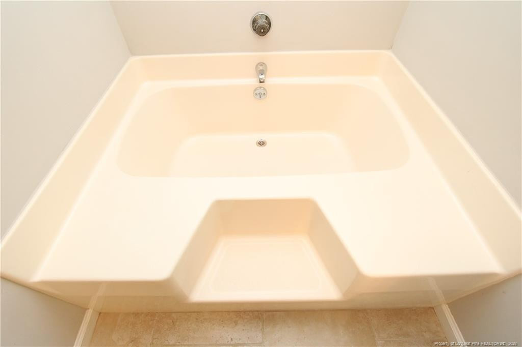 100 Fawn Court Property Photo 28