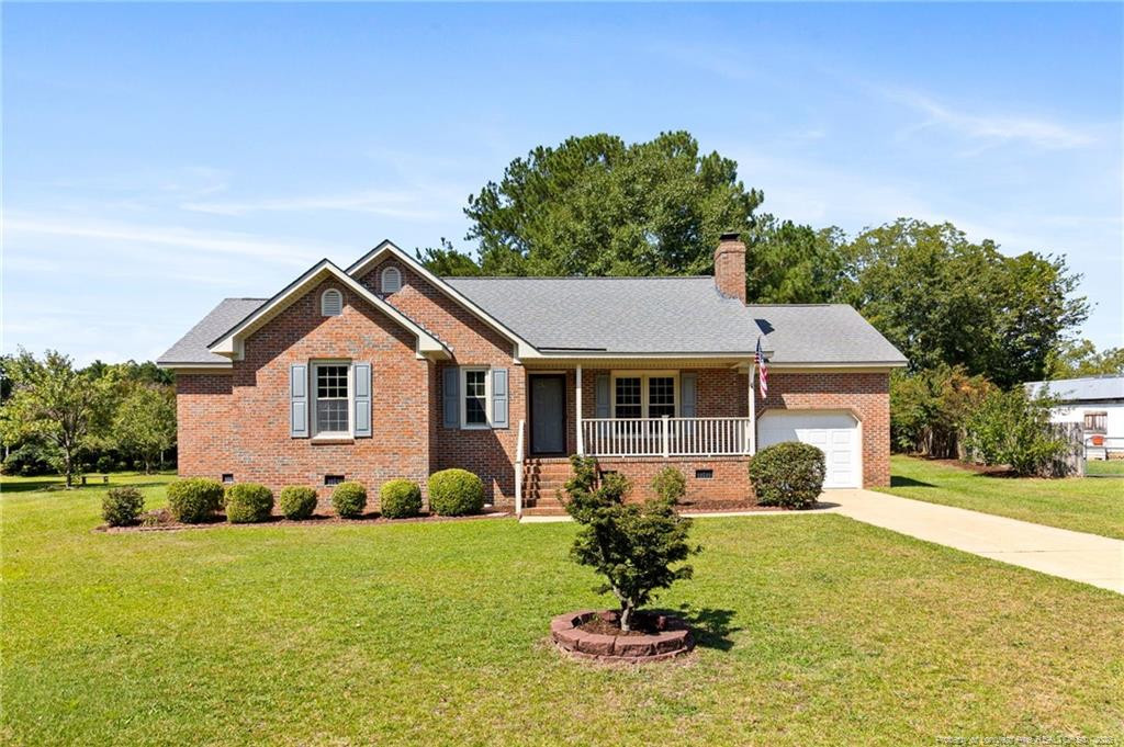 109 Deblyn Court Property Photo 2