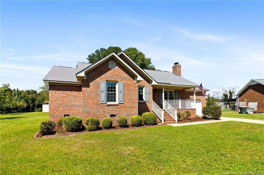 109 Deblyn Court Property Photo 3