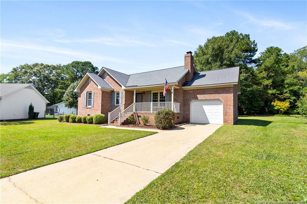 109 Deblyn Court Property Photo 4