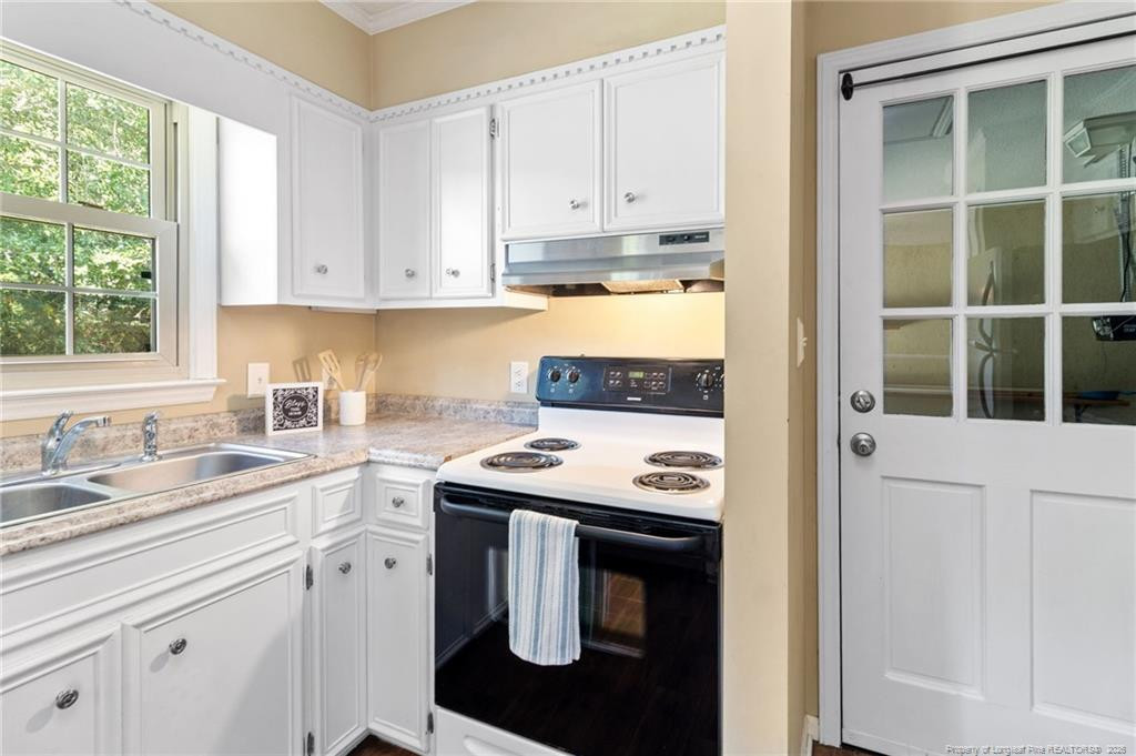 109 Deblyn Court Property Photo 16