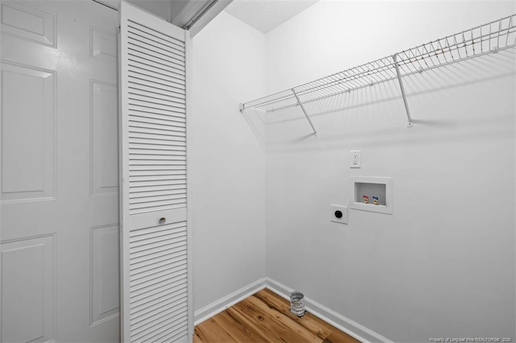 5325 Miranda Drive Property Photo 8