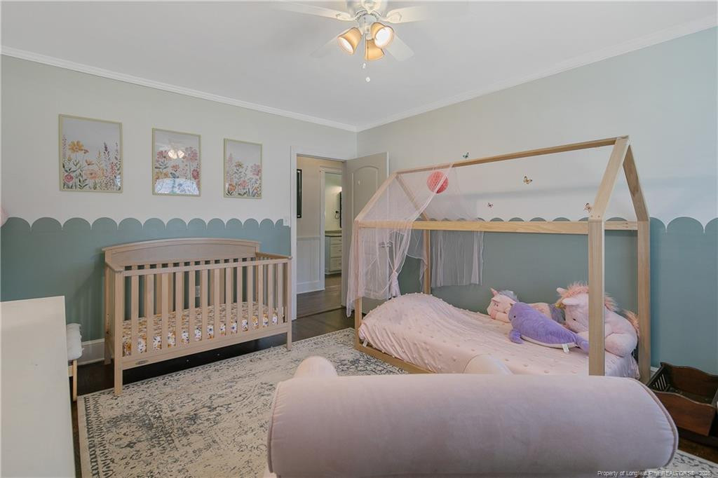 220 E David Parnell Street Property Photo 35