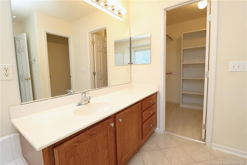 10448 Neland Street Property Photo 30