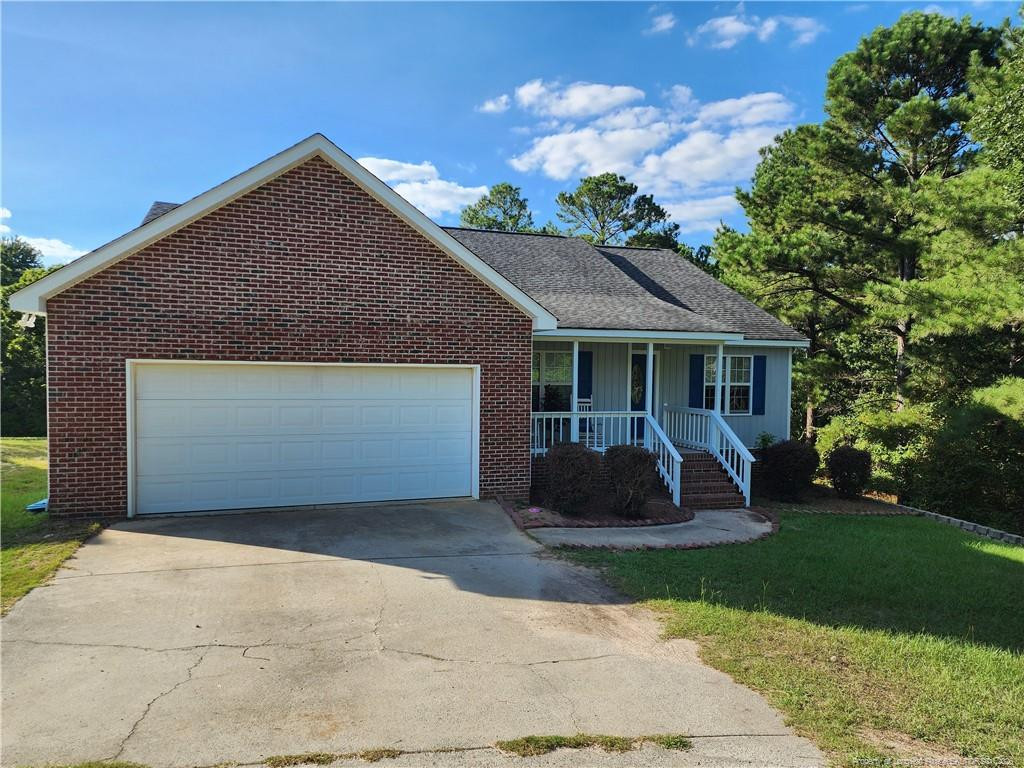 141 Fox Run Property Photo 1