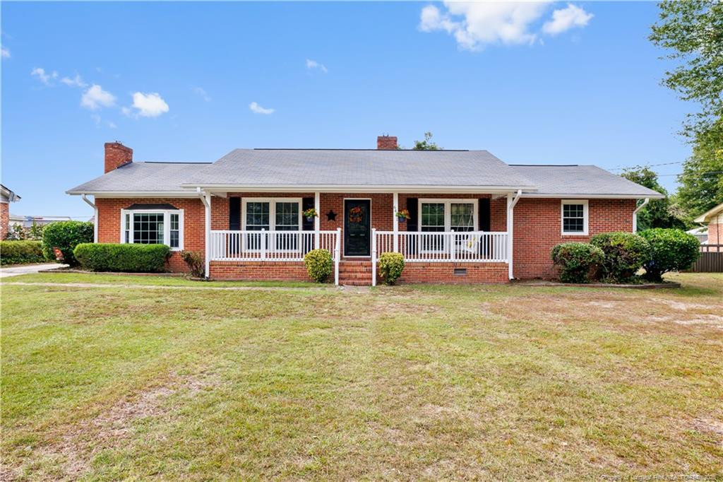 6411 Deland Avenue Property Photo 1
