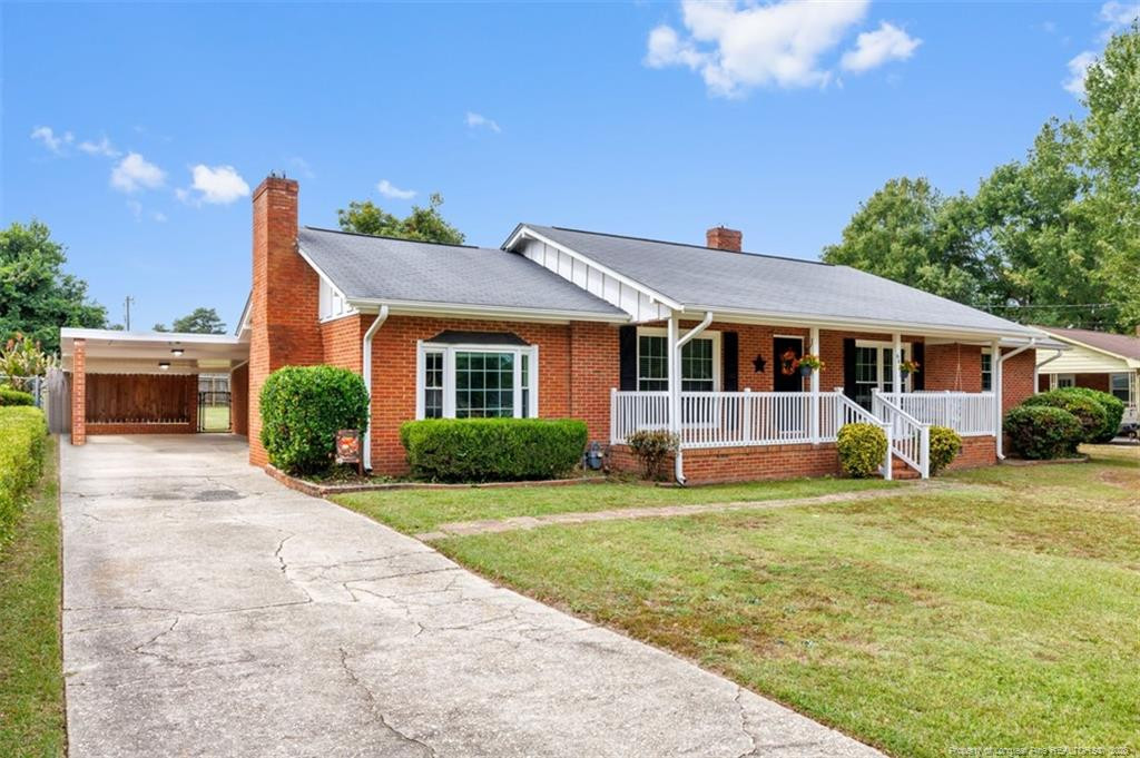 6411 Deland Avenue Property Photo 3