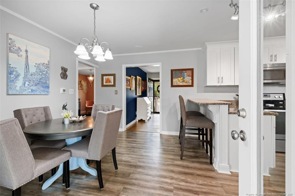 6411 Deland Avenue Property Photo 11