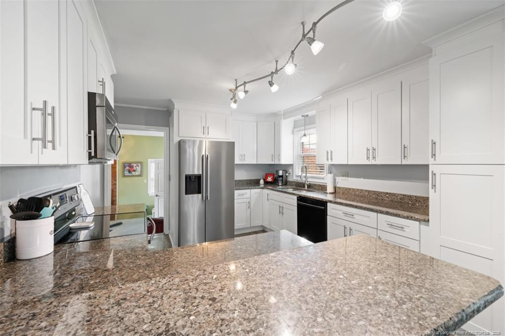 6411 Deland Avenue Property Photo 13