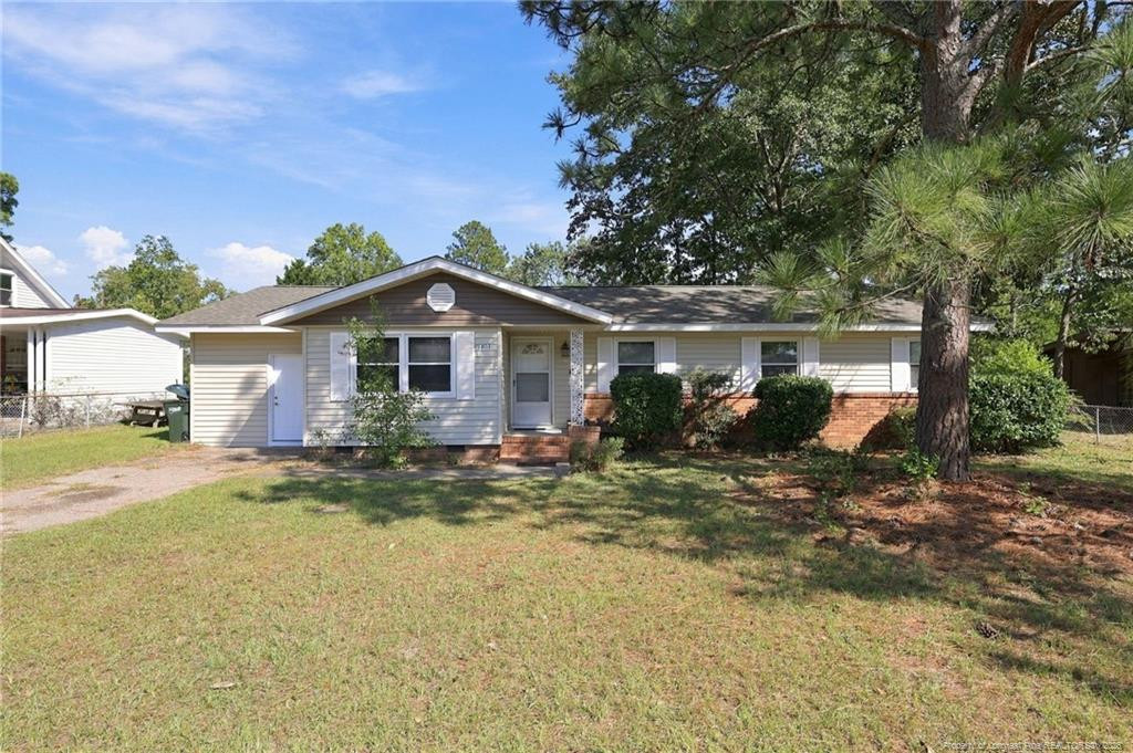 1903 Wendover Drive Property Photo 1