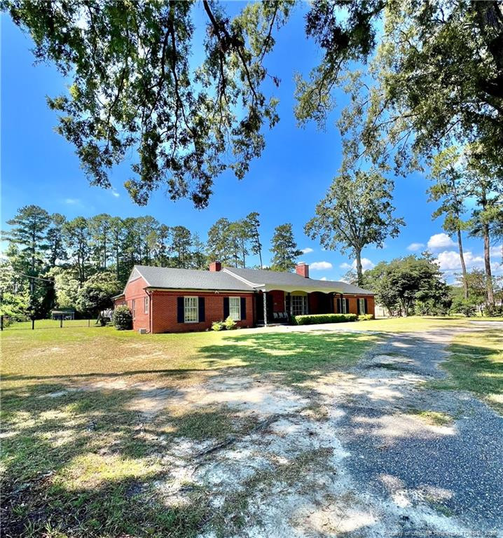 1502 Lakeview Road Property Photo 1