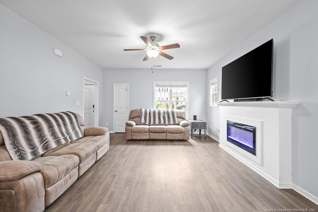 1589 Mount Rainer Drive Property Photo 4