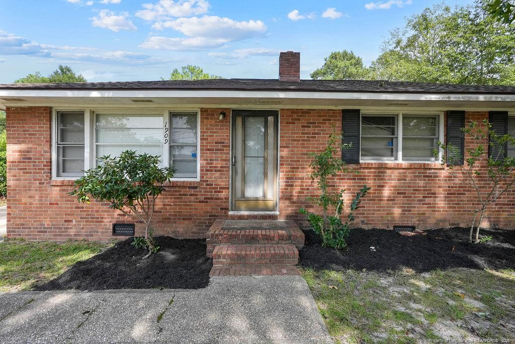1909 Westhill Drive Property Photo 2