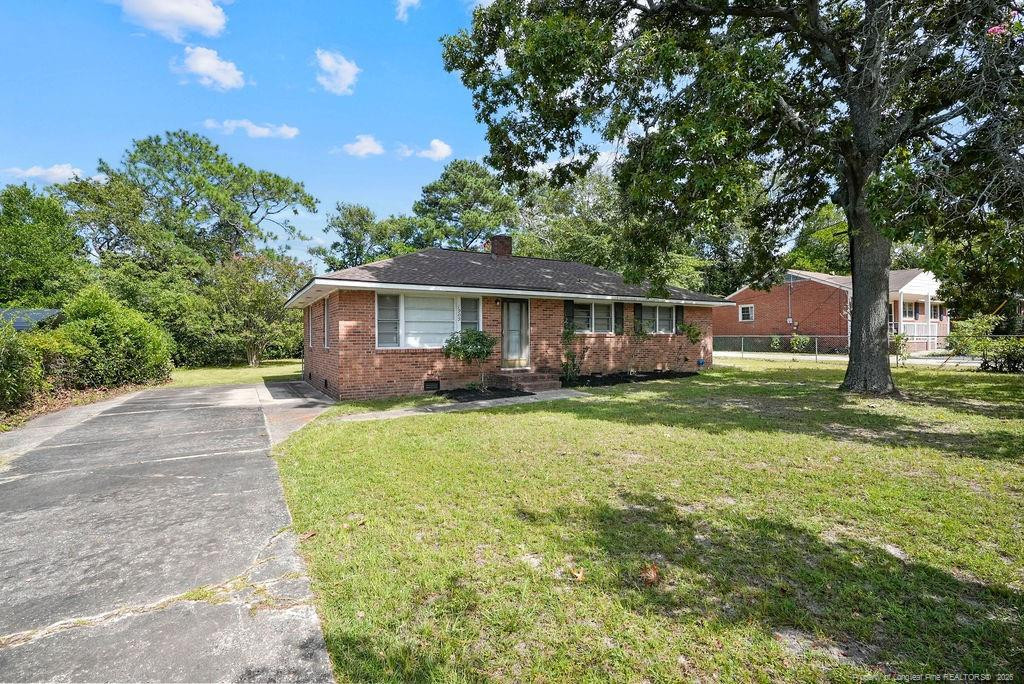 1909 Westhill Drive Property Photo 3