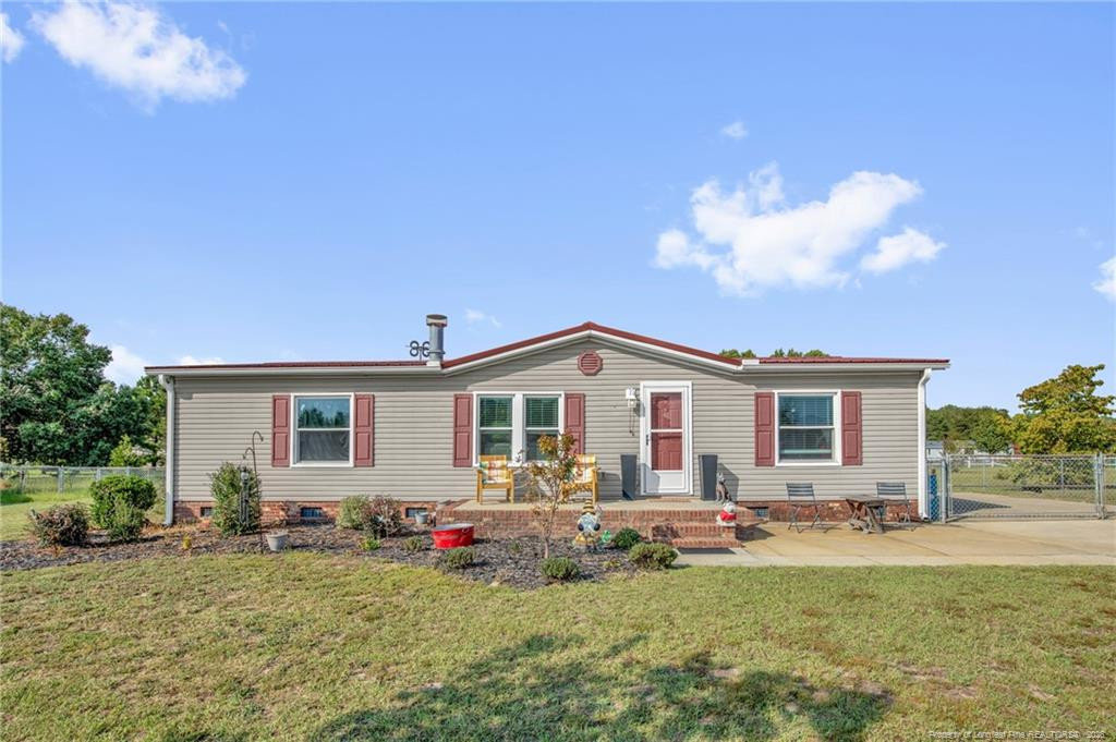 4021 Frontier Avenue Property Photo 1