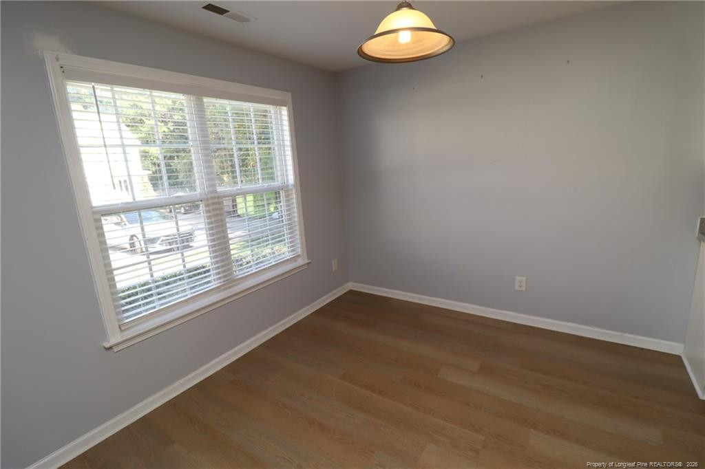 410 Whitehall Court Property Photo 4
