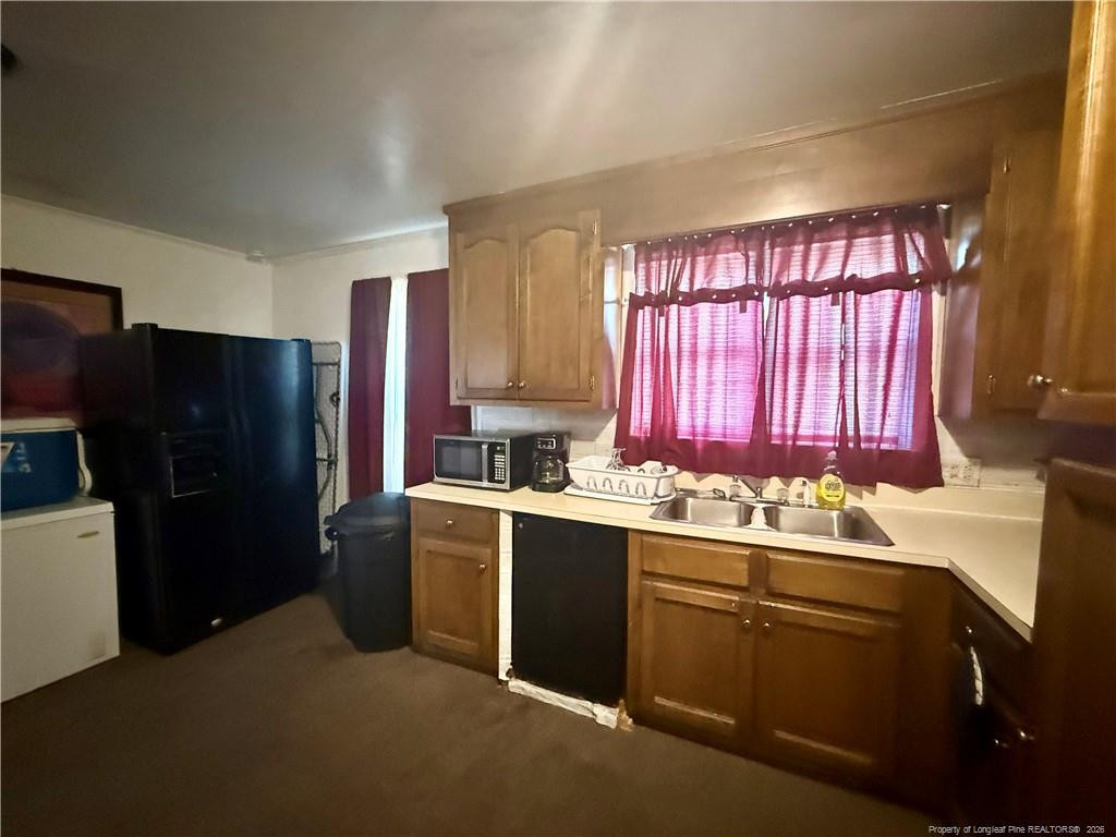 949 Country Club Drive Property Photo 9