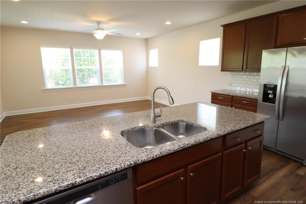 1065 Canyon Shadows Court Property Photo 10