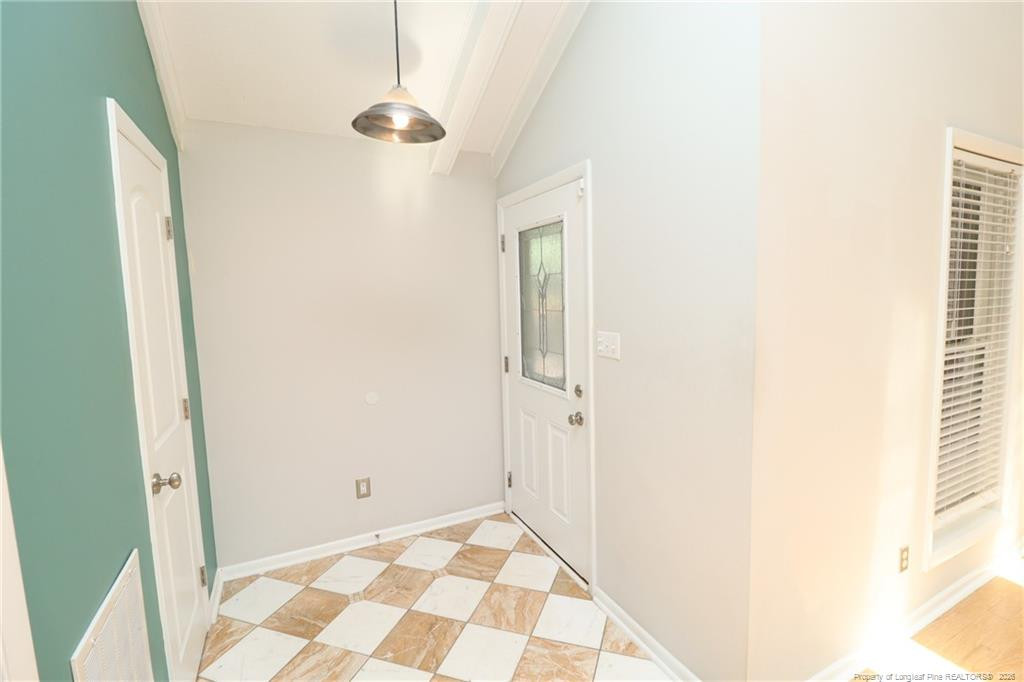 105 Cameron Court Property Photo 3