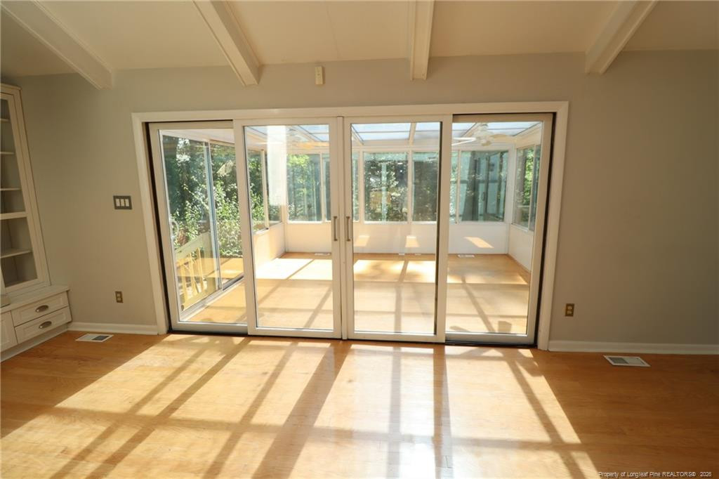 105 Cameron Court Property Photo 9