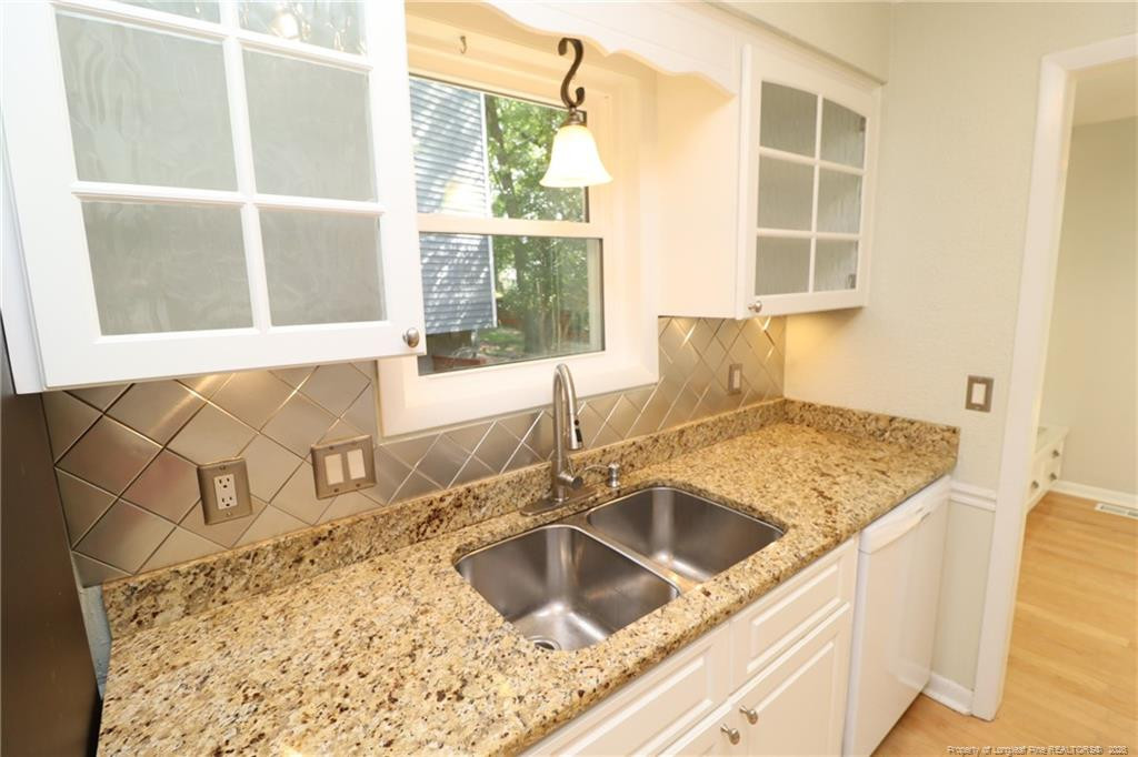 105 Cameron Court Property Photo 11