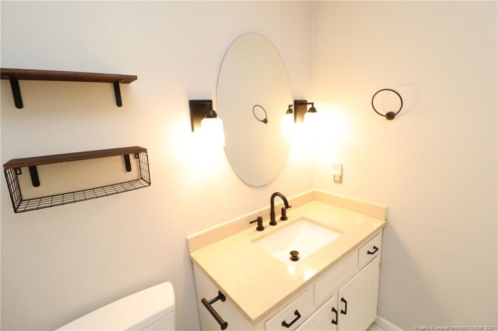 105 Cameron Court Property Photo 27