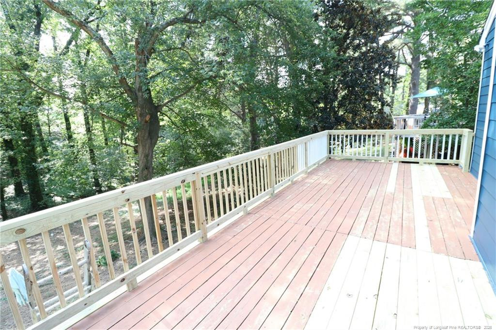 105 Cameron Court Property Photo 31
