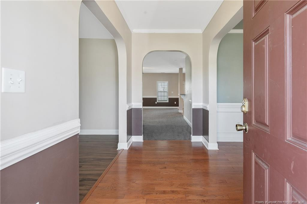 313 Fountain Grove Drive Property Photo 5